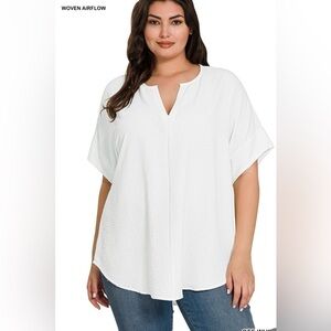 New! Plus Size Off White Woven airflow split neck short sleeve top Size 1X 2X 3X